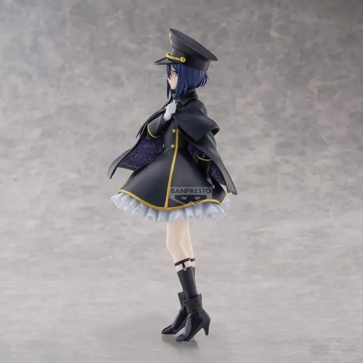 Sajuna Inui Espresto Black Lily 21 cm – Seitenansicht